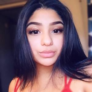 Meet your Posher, Juliana